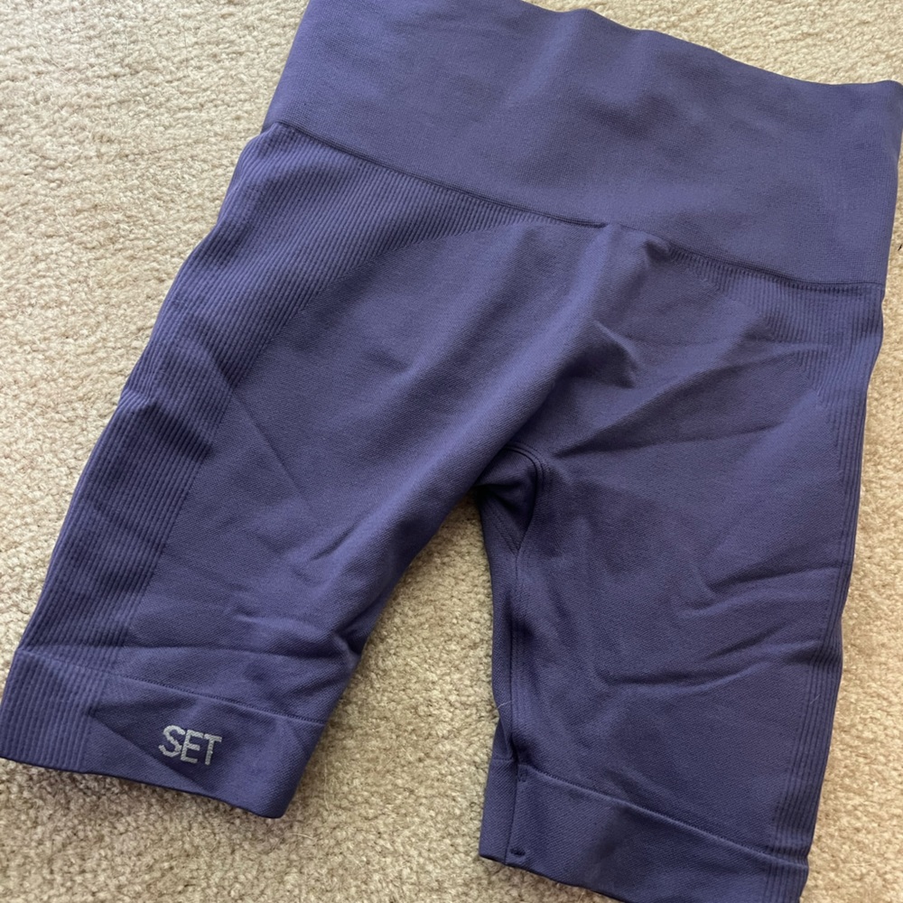 Set Active Bike Shorts. S/M. Like New